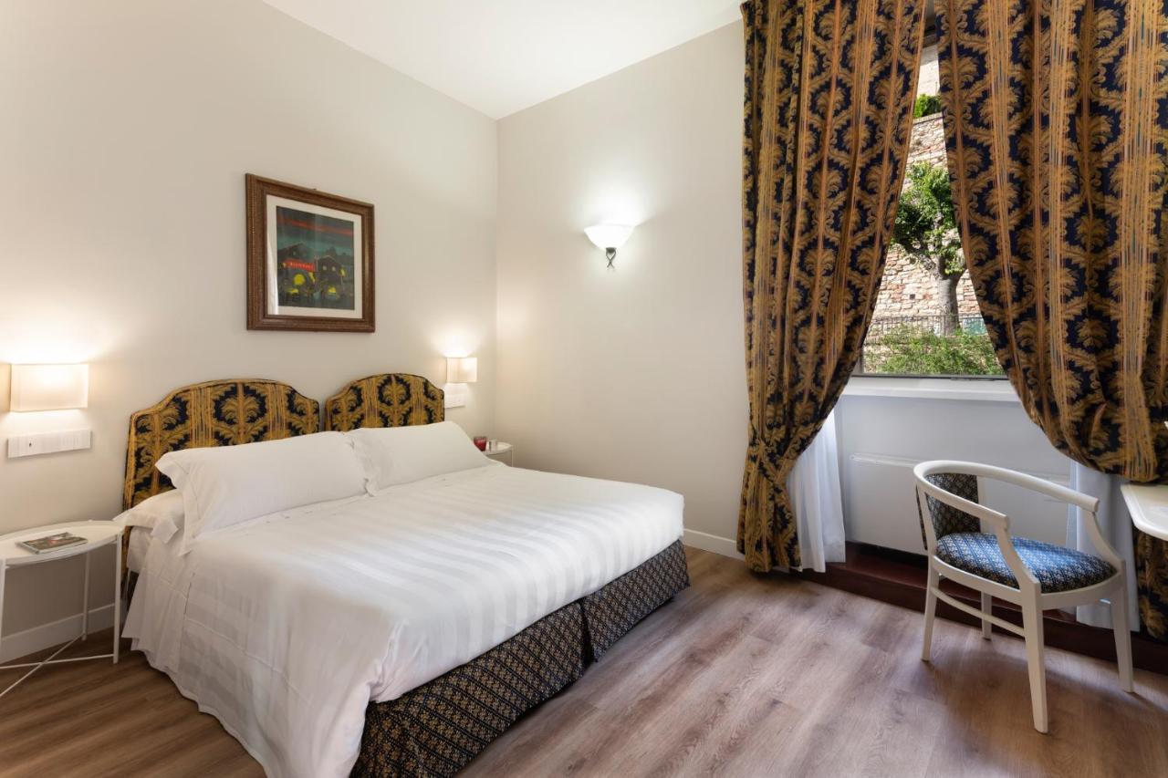 Hotel Fontebella Ассізі Екстер'єр фото