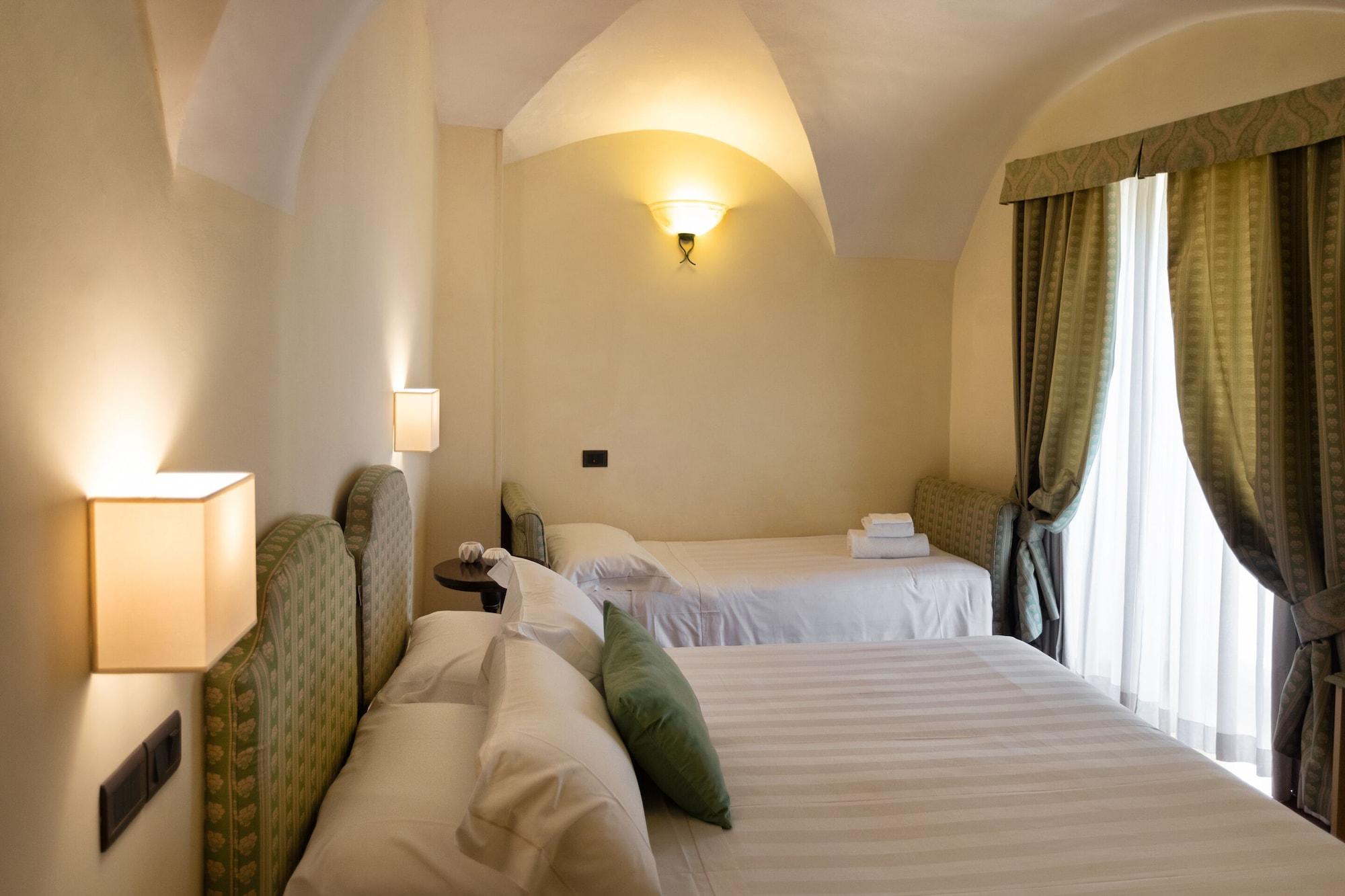 Hotel Fontebella Ассізі Екстер'єр фото
