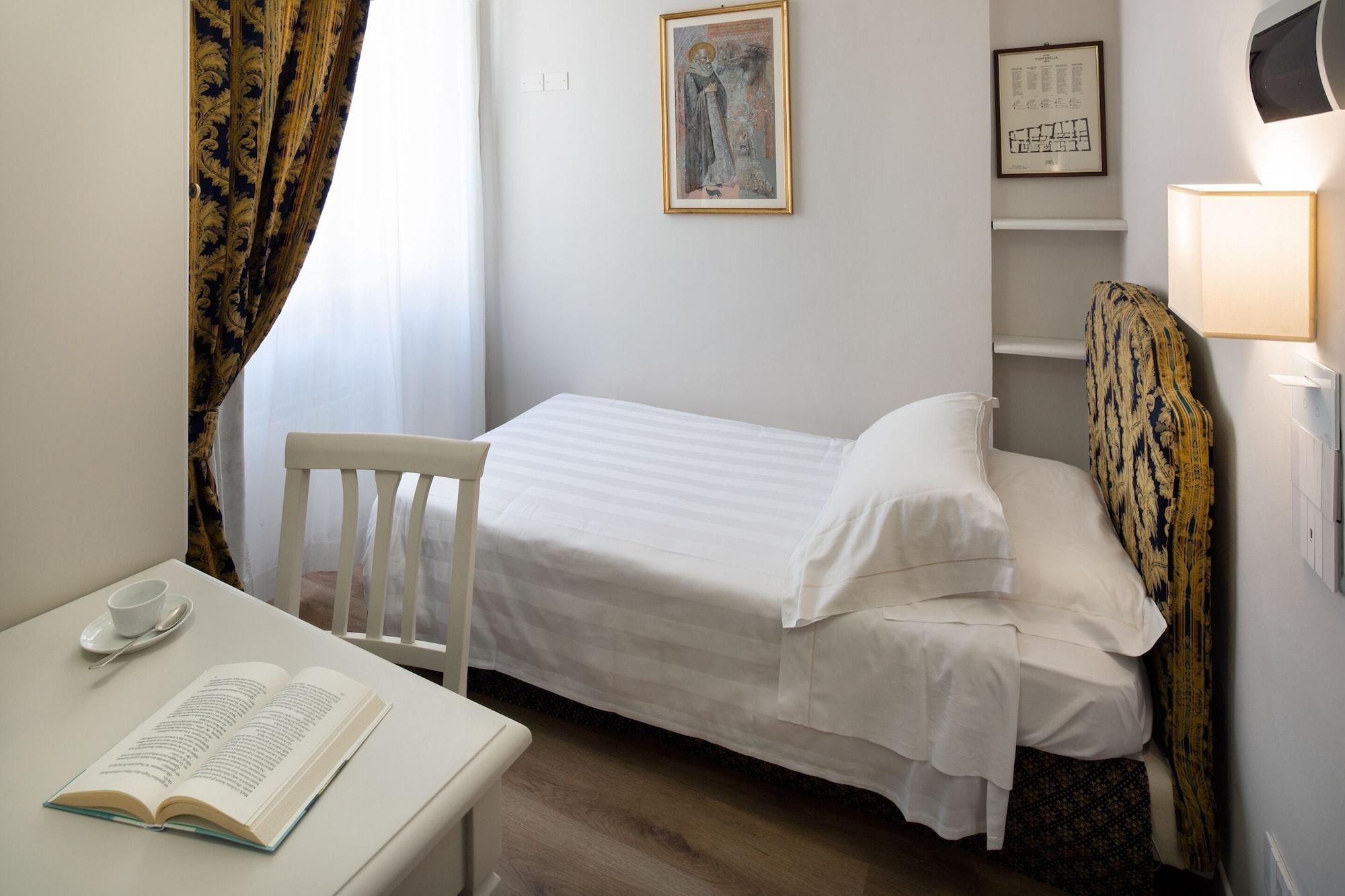 Hotel Fontebella Ассізі Екстер'єр фото
