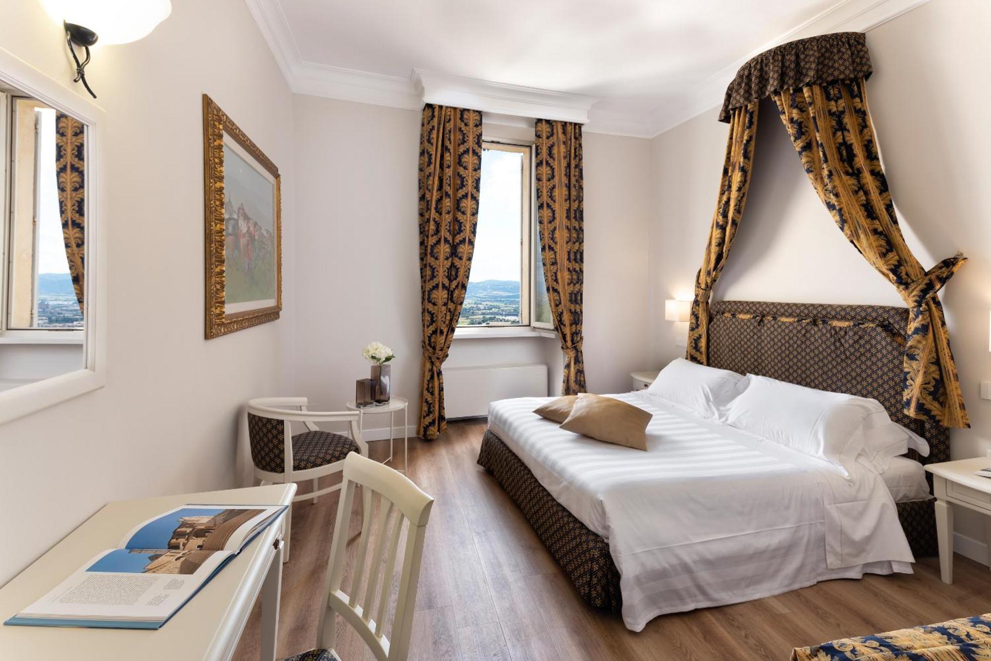 Hotel Fontebella Ассізі Екстер'єр фото
